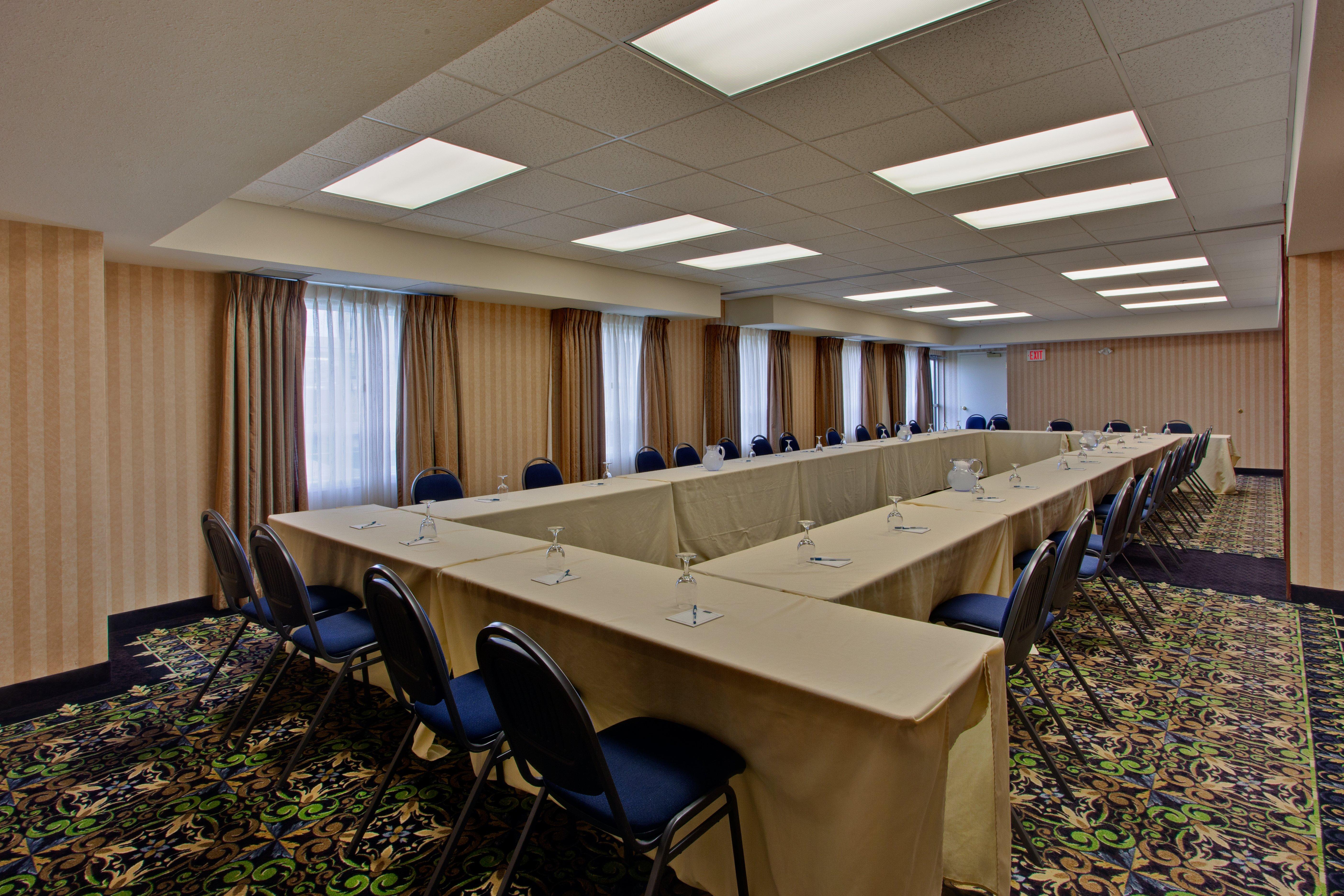 Staybridge Suites - Calgary Airport By Ihg Exterior photo